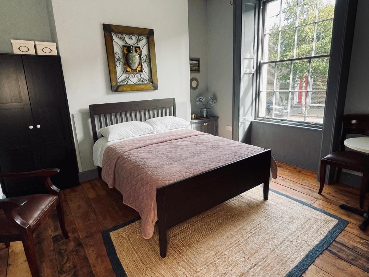 Old Dublin 'Four Sisters' — Foto’s 1